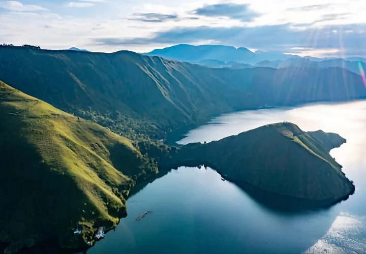 Destinasi Wisata Danau Toba Horas Toba Tour